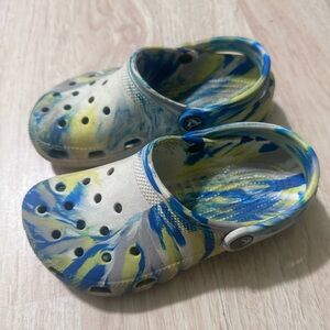 Crocs kids size 1
